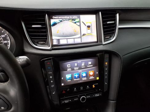Used 2019 INFINITI QX50 Essential w/ Premium Heat Package FWD image 22