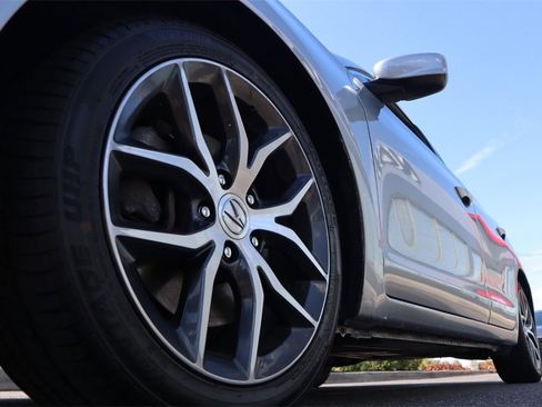 Used 2022 Acura ILX w/ Premium Package image 11