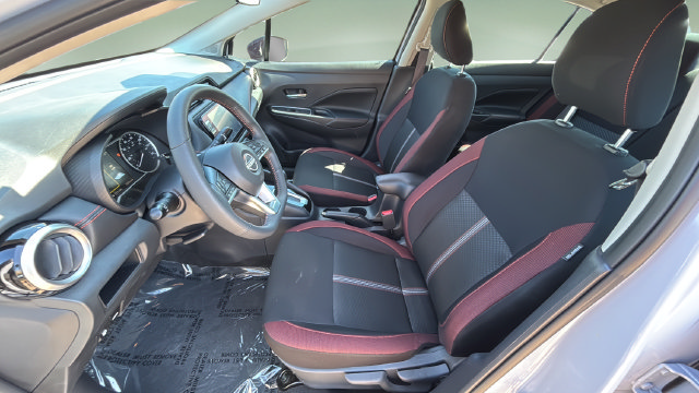 Used 2025 Nissan Versa SR w/ Trunk Package FWD image 18
