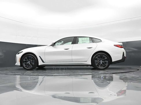 New 2026 BMW i4 eDrive40 w/ Premium Package RWD image 32