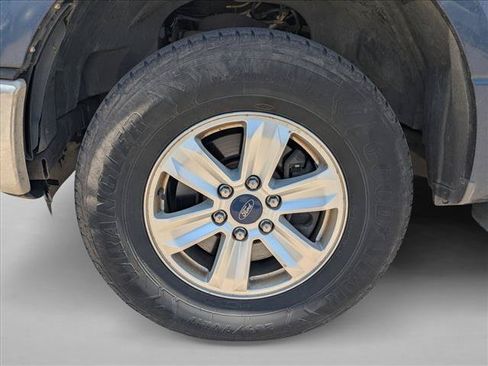 Used 2015 Ford F150 XLT AWD/4WD image 17