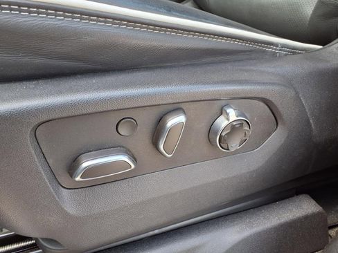 Used 2023 GMC Sierra 1500 AT4X image 16