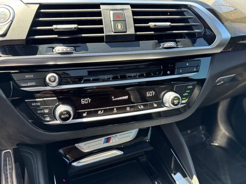 Used 2019 BMW X4 M40i w/ Premium Package image 24