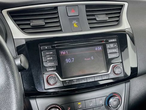Used 2017 Nissan Sentra SV FWD image 16
