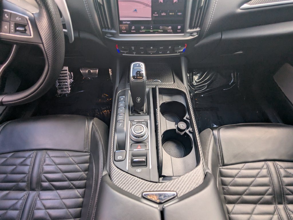 Used 2022 Maserati Levante Trofeo AWD/4WD image 6