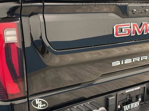 Used 2024 GMC Sierra 2500 SLT w/ SLT Premium Package AWD/4WD image 43