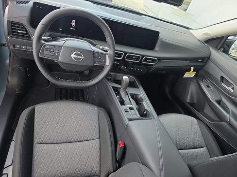 New 2026 Nissan Sentra SV FWD image 4