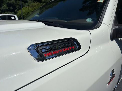 Used 2021 RAM 2500 Laramie AWD/4WD image 3