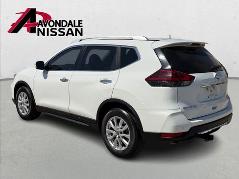 Used 2020 Nissan Rogue SV FWD image 4