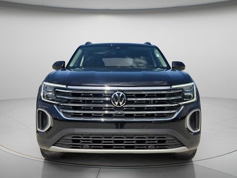 Certified 2026 Volkswagen Atlas SE w/ Panoramic Sunroof Package FWD image 9