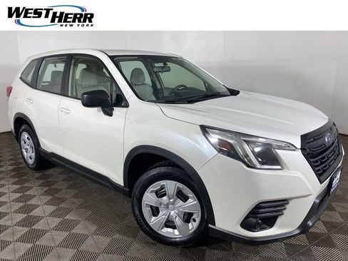 Used 2022 Subaru Forester Base image 1