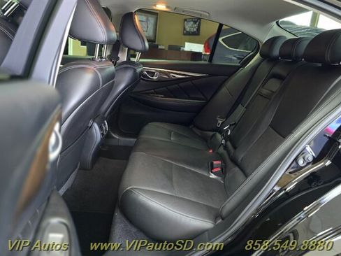 Used 2016 INFINITI Q50 3.0t Premium w/ Driver Assistance Package RWD image 17
