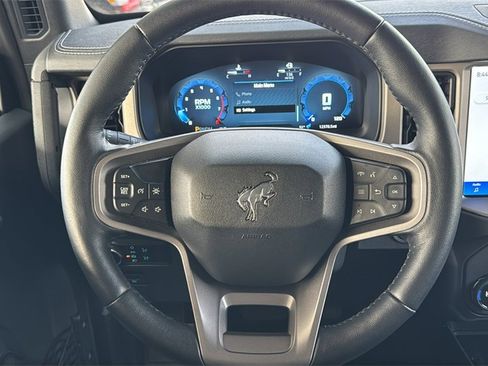 Certified 2025 Ford Bronco Outer Banks image 11