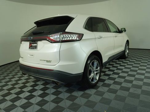 Used 2017 Ford Edge Titanium w/ Technology Package image 8
