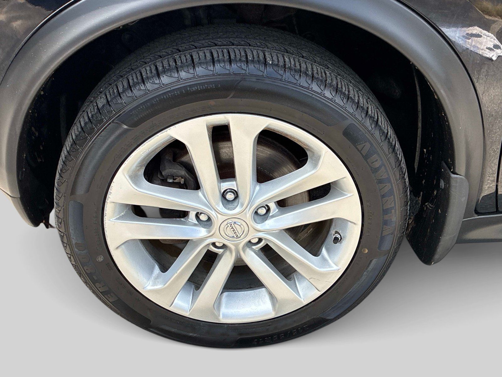 Used 2012 Nissan Juke SL AWD/4WD image 19