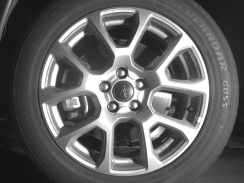 Used 2025 Jeep Compass Limited AWD/4WD image 11