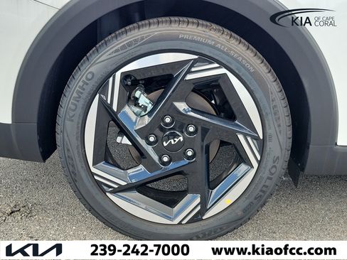 New 2025 Kia K4 EX FWD image 9