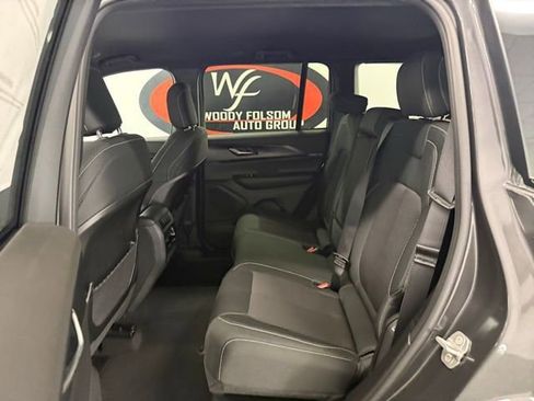 New 2026 Jeep Grand Cherokee Laredo AWD/4WD image 14