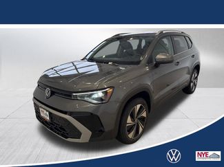 New 2026 Volkswagen Taos SE 360° Tour