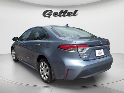 Used 2025 Toyota Corolla LE FWD image 7