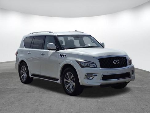 Used 2015 INFINITI QX80 4WD w/ Driver's Assistance Package image 9