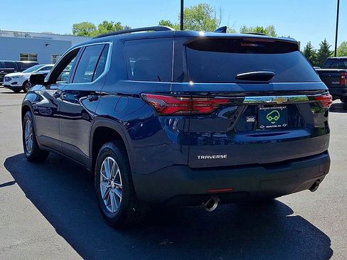 Certified 2023 Chevrolet Traverse LT FWD image 9