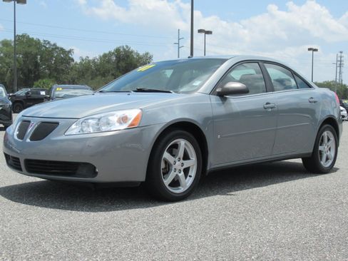 Used 2007 Pontiac G6 Sedan w/ Sport Package FWD image 3