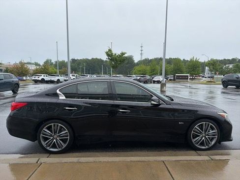 Used 2017 INFINITI Q50 Sport RWD image 6