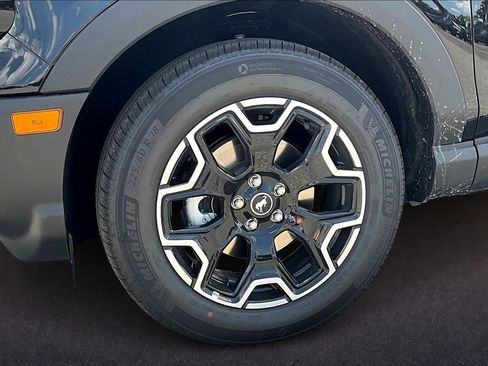 New 2025 Ford Bronco Sport Outer Banks w/ Outer Banks Tech Package+ AWD/4WD image 11