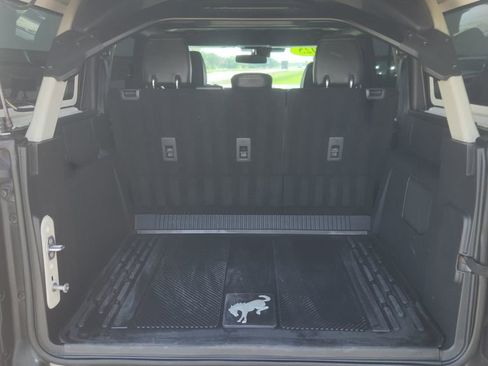Used 2025 Ford Bronco Raptor AWD/4WD image 24