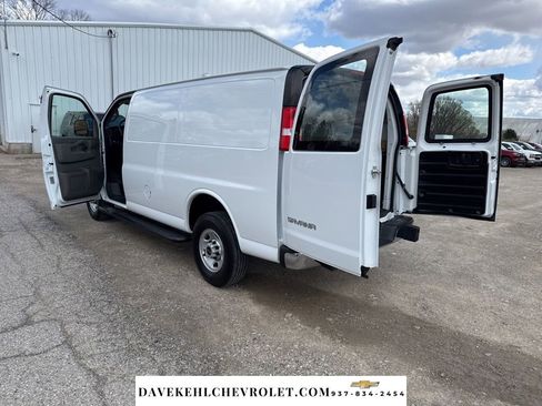 Used 2024 GMC Savana 2500 w/ Driver Convenience Package RWD image 21