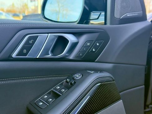 Used 2026 BMW X5 M60i image 15