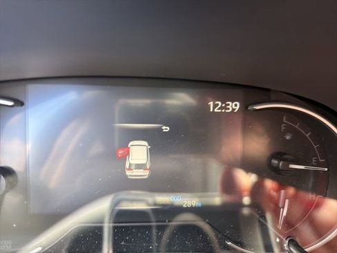 Used 2025 Toyota RAV4 XLE w/ Convenience Package image 26