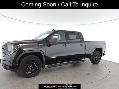 Used 2024 GMC Sierra 1500 Elevation w/ LPO, Elevation Black Package