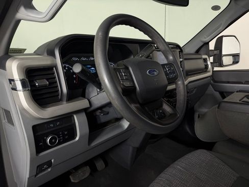 Used 2023 Ford F250 XLT w/ Snow Plow Prep Package image 20