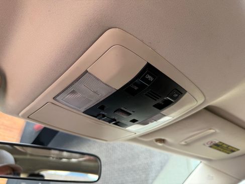 Used 2014 Lexus CT 200h FWD image 43