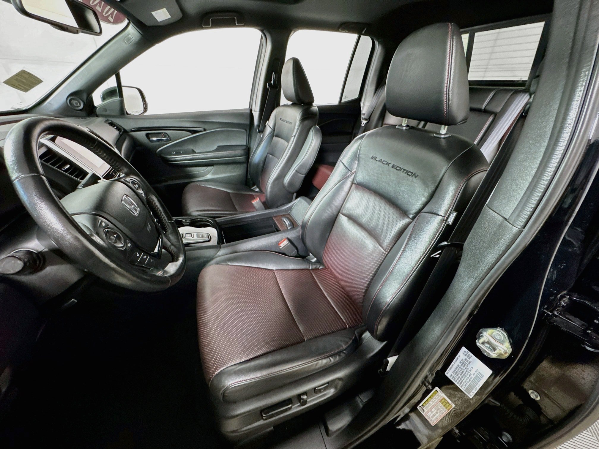 Used 2020 Honda Ridgeline Black Edition image 15