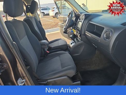 Used 2015 Jeep Patriot Sport w/ Power Value Group FWD image 16