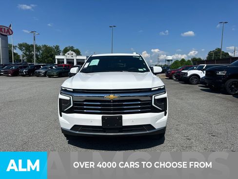 Used 2025 Chevrolet Tahoe LT AWD/4WD image 2