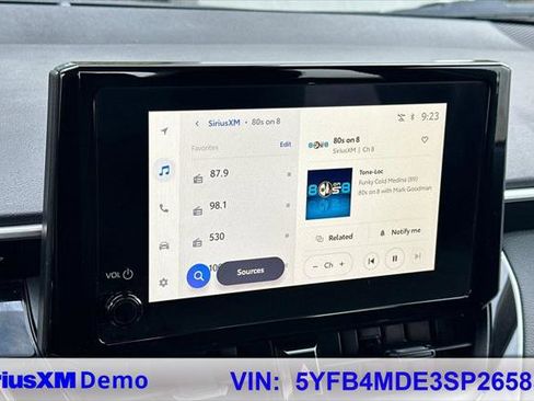 Certified 2025 Toyota Corolla LE image 31