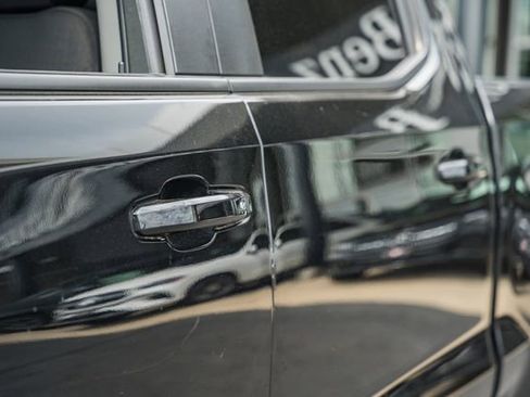 Used 2022 Chevrolet Silverado 1500 LT Trail Boss w/ LPO, Dark Essentials Package AWD/4WD image 17