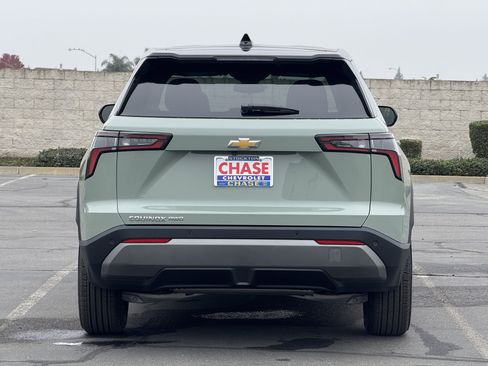 New 2026 Chevrolet Equinox LT image 6