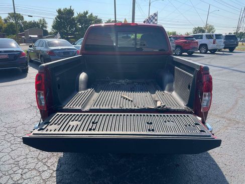 Used 2019 Nissan Frontier SV RWD image 6