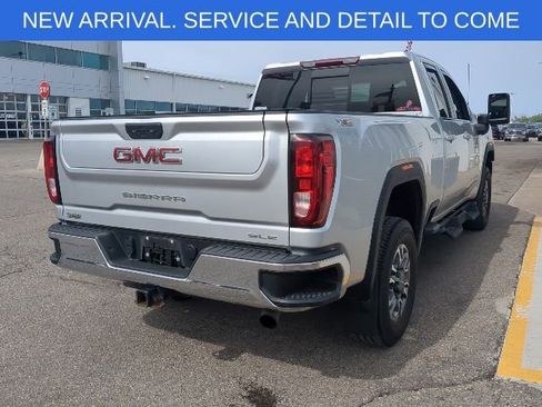 Used 2022 GMC Sierra 2500 SLE w/ SLE Convenience Package AWD/4WD image 7