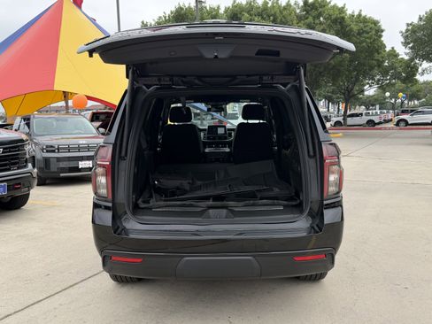 Used 2023 Chevrolet Tahoe RST w/ Luxury Package RWD image 8
