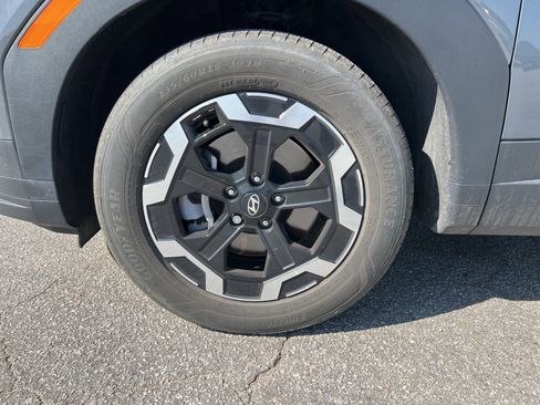 Used 2024 Hyundai Santa Fe SE image 9