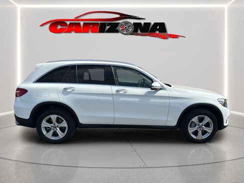 Used 2018 Mercedes-Benz GLC 300 image 4