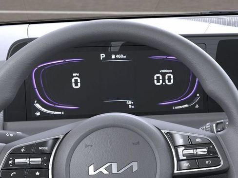 New 2026 Kia Seltos LX FWD image 21