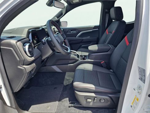 New 2025 Chevrolet Colorado Z71 w/ Z71 Convenience Package 2 image 16