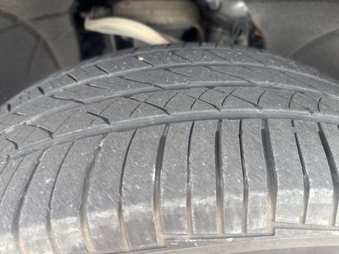 Used 2020 Chevrolet Silverado 1500 High Country w/ Technology Package image 3